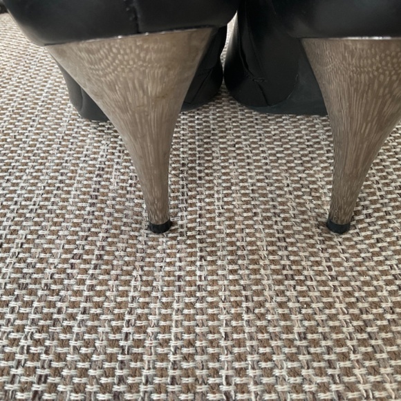 Kenneth Cole Silver edition. Black,7 1/2. - Picture 5 of 9